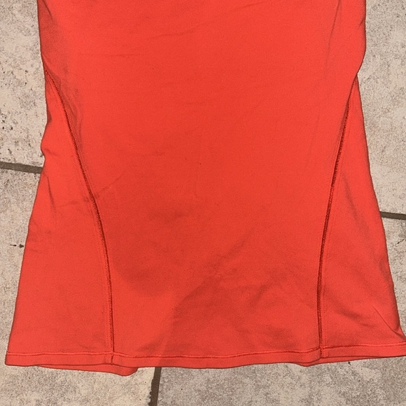 Lululemon red square neck workout tank (size 6) - Picture 3 of 9